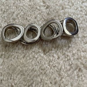 Lia Sophia Retired circle stretch bracelet